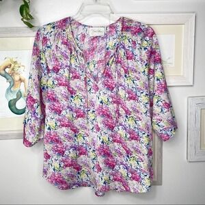 YUMI Kim Floral Peony V Neck Top Size Small